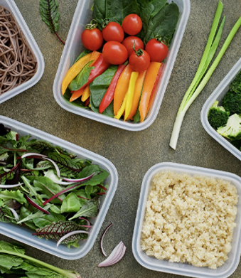 Sushi-boks med frukt i plast